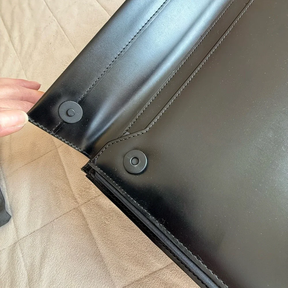 NAVA Milano Leather Briefcase